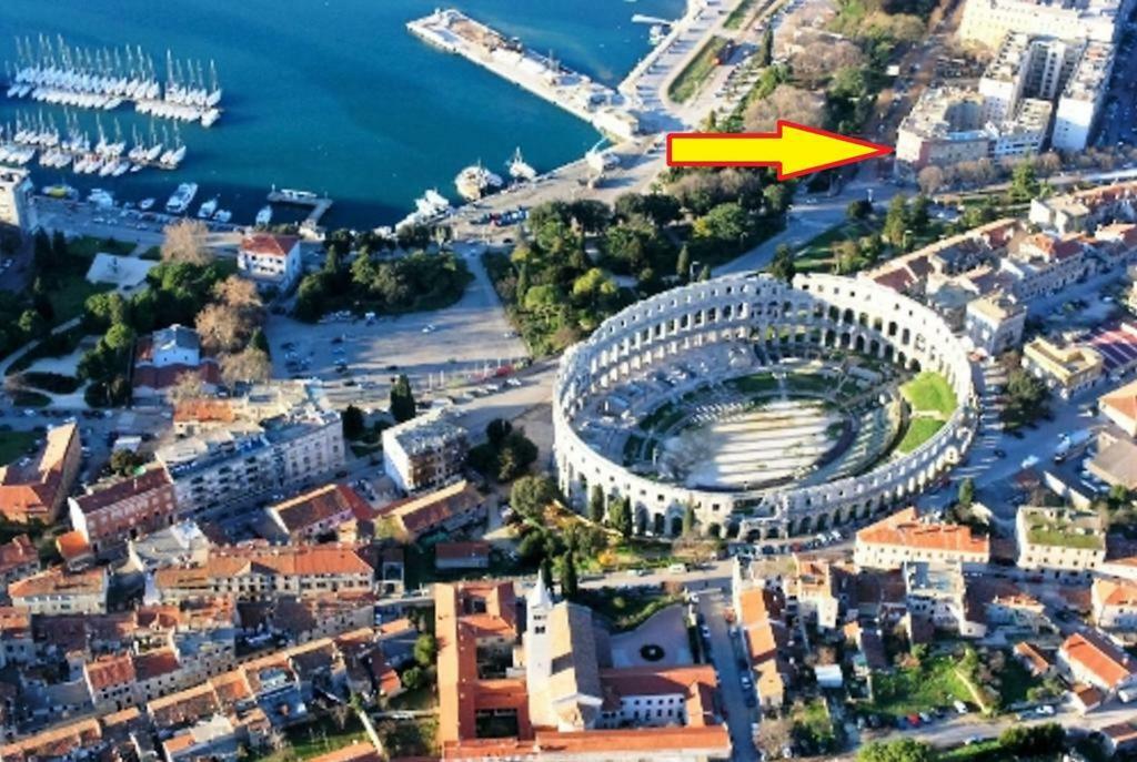 Appartamento Arena Festival Pola Esterno foto